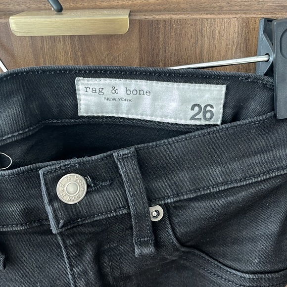 Black highwasted skinny rag and bone black jeans - Picture 2 of 3